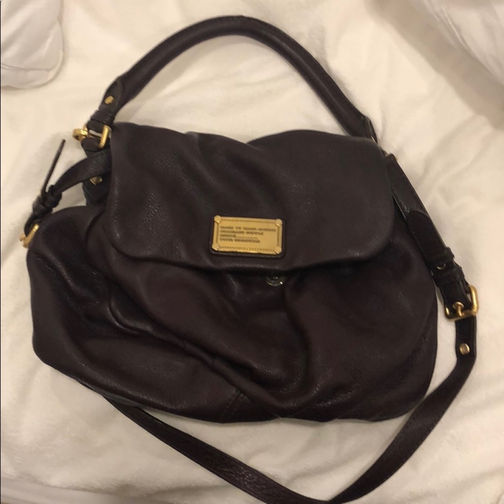 Marc Jacobs burgundy crossbody purse